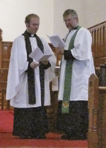 The Rev Paul Donison (St George’s, Ottawa) receives an ANiC licence
